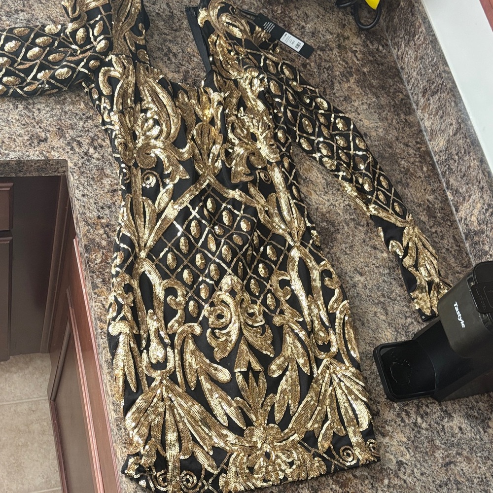 Fashion Nova Black and Gold Baroque Long Sleeve Dress